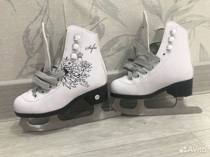 Коньки фигурные детские 27 размер
