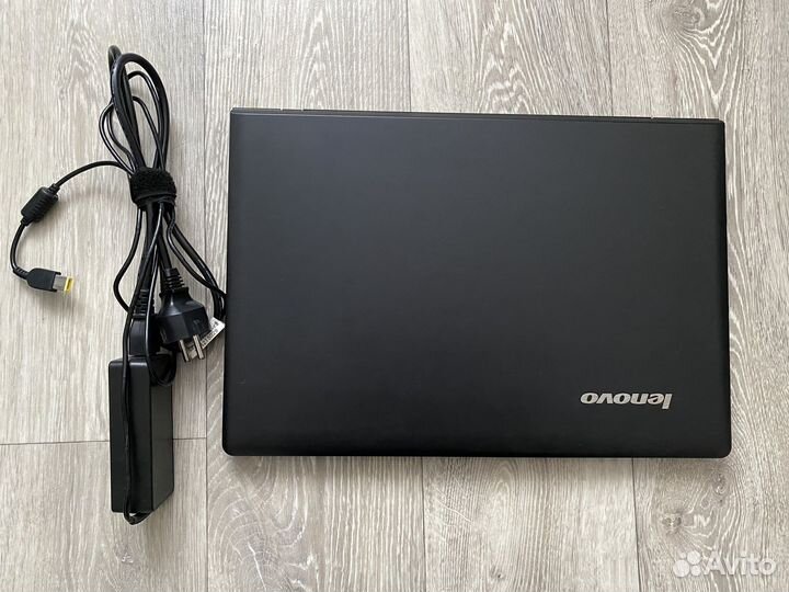 Lenovo ноутбук