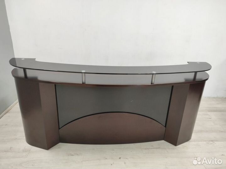 Стойка ресепшен (шпон/стекло) б/у 01245