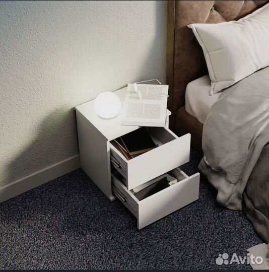 Новая прикроватная тумба белая