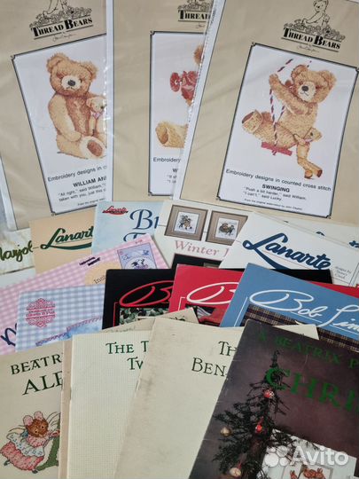Буклеты вышивка США разные