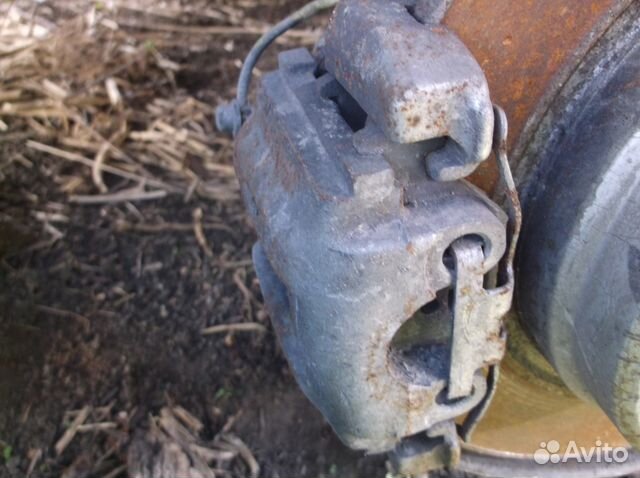 Суппорт задний правый бмв 525 e34