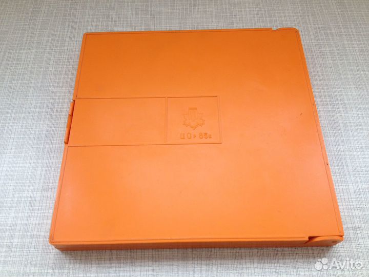 Редкая коробка магнитной ленты Симферополь 200 лет