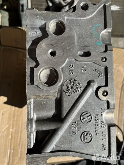 Головка двигателя