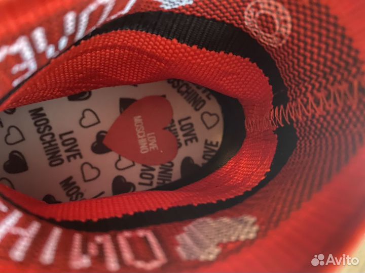 Кроссовки love moschino
