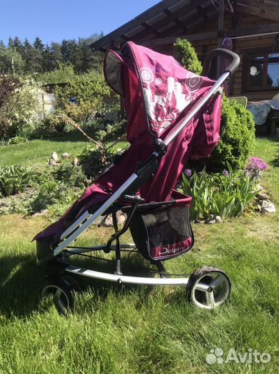 Прогулочная коляска