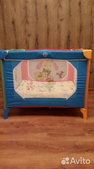 Манеж с матрасом