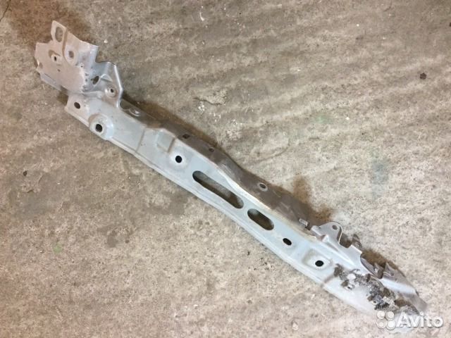 Кронштейн крыла на лонжерон Рено Меган ll