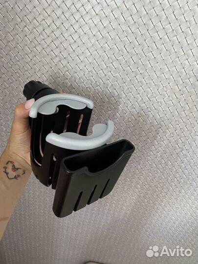 Подстаканник с подставкой для телефона