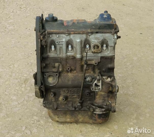Двигатель VW Golf 2 1.8 RP