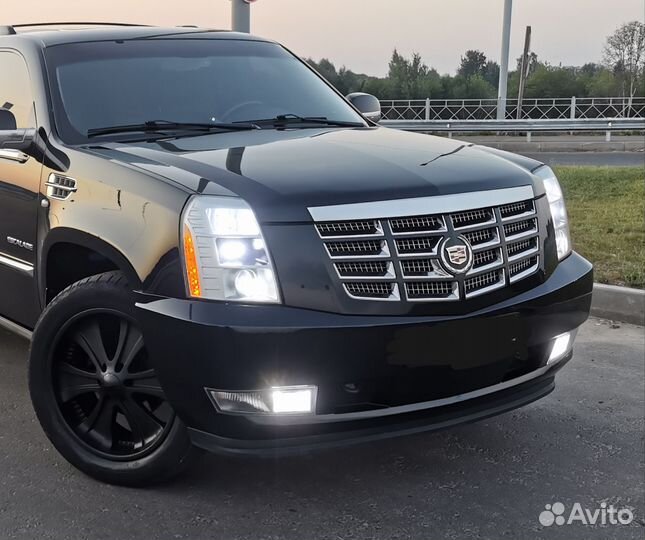 Две Фары Cadillac Escalade 3 (900) Цена за пару