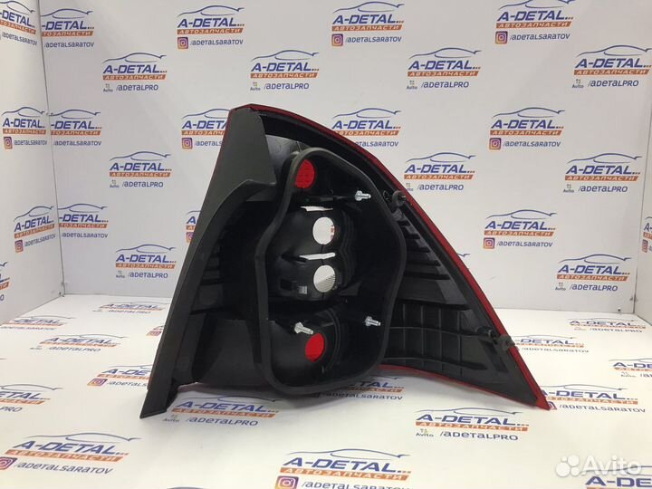 Фонарь задний левый Ford Focus 2 (седан)