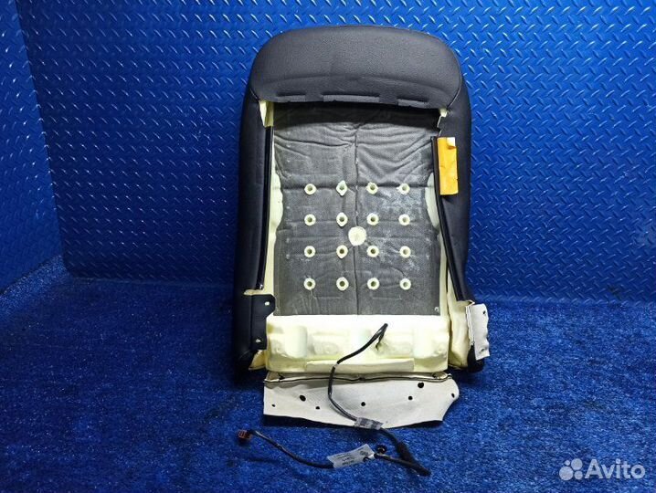 Спинка сиденья передняя правая Bmw F30