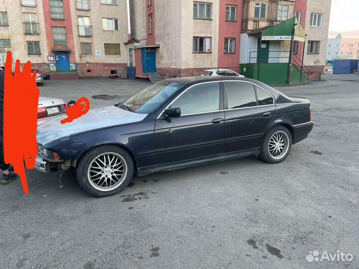 BMW 5 серия 2.5 AT, 2000, битый, 280 000 км