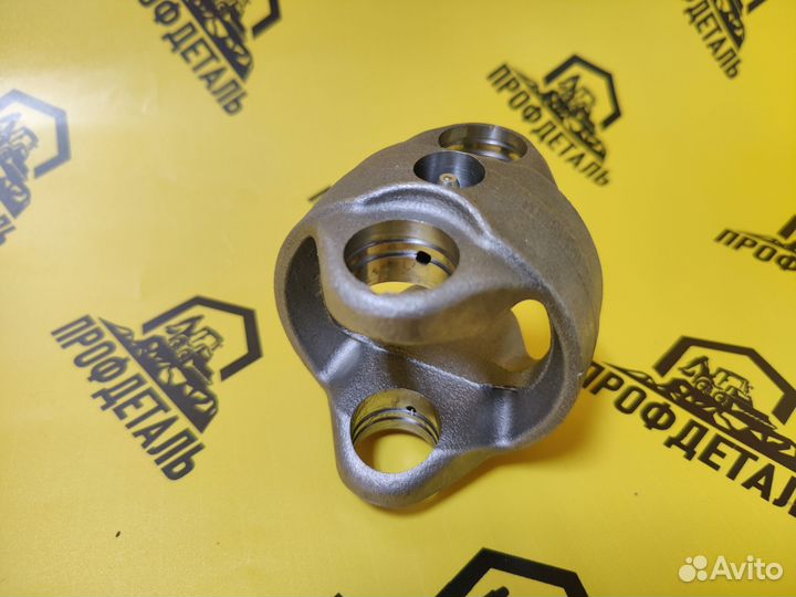 519056 Фланец муфта соединительная полуоси