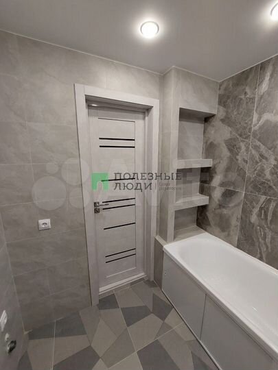 2-к. квартира, 42 м², 3/5 эт.