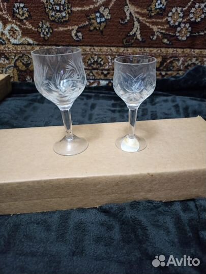 Хрустальные бокалы