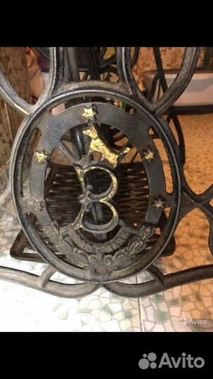 Швейная машина Singer