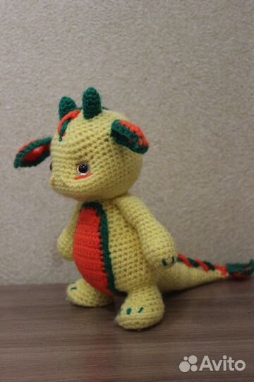 Вязаный дракончик