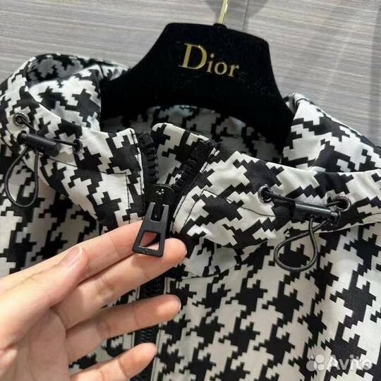 Christian Dior костюм