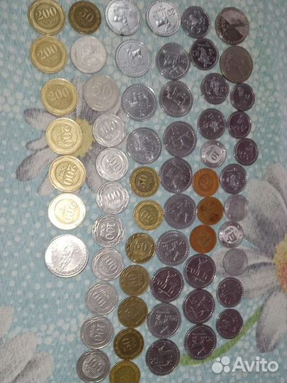 Продаю 2тыс.827тенге