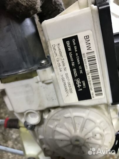 Передний стеклоподъемник BMW X3 Е83