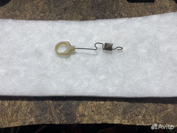 Фиксатор поворотника kia sportage 1