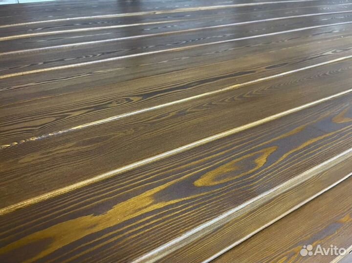 Крашеный планкен из лиственницы