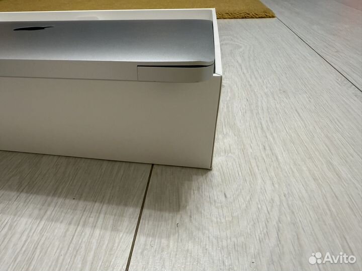 Apple macbook air 13 2020 m1