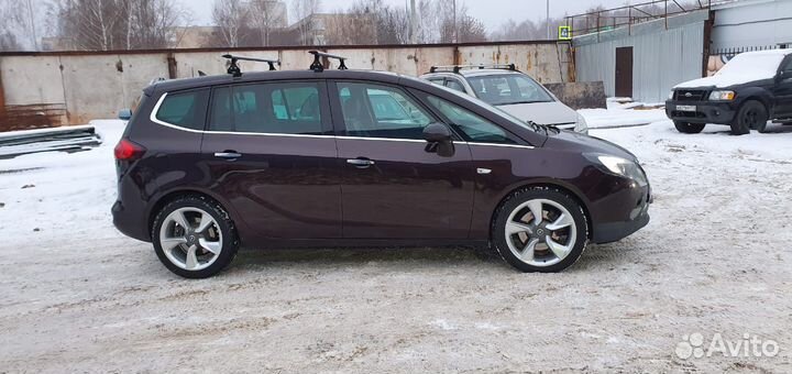 Opel Zafira 2.0 AT, 2012, 195 000 км