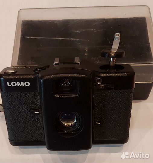 Пленочный фотоаппарат ломо