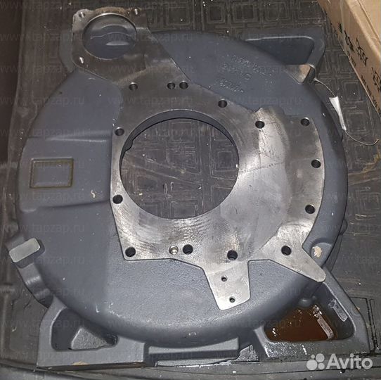 Картер маховика WP10