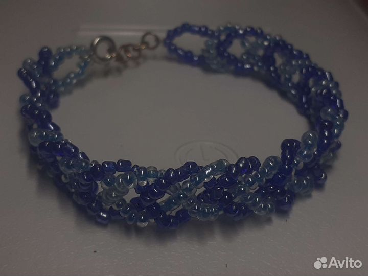 Браслет из бисера
