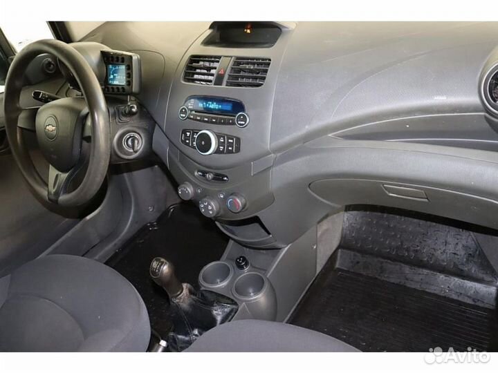 Chevrolet Spark, 2011