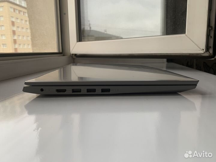 Ноутбук Lenovo ideapad