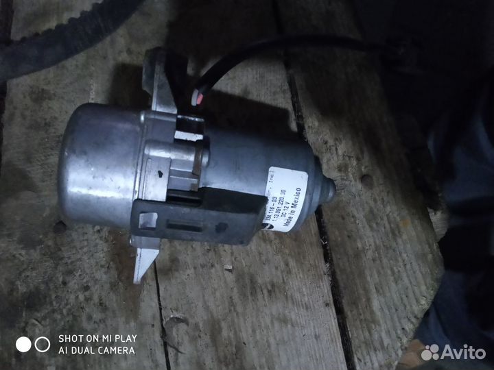 Насос вакуумный Cadillac SRX Шевроле Каптива