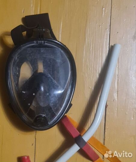 Маска для подводного плавания с трубкой