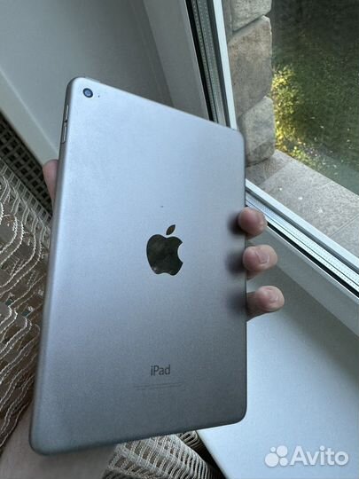 iPad mini 4 128gb