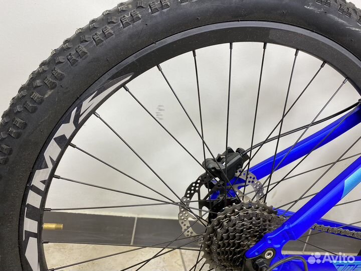 Горный велсипед алюминиевый гидравлика 27.5