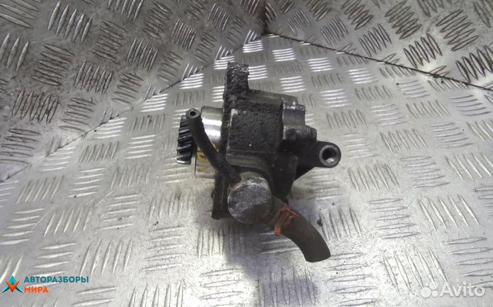 Насос вакуумный Mitsubishi Pajero 4 2009