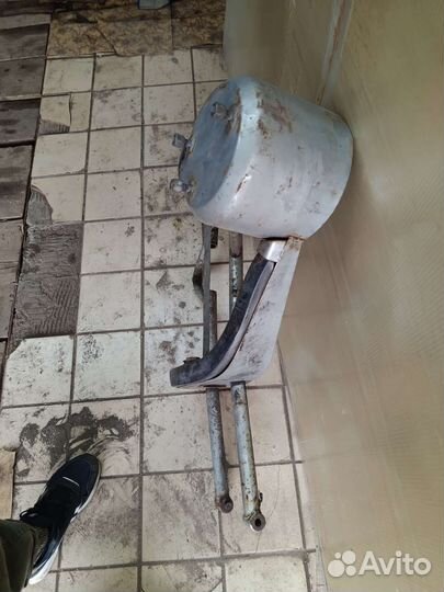 Крепление для запасного колеса на ниву