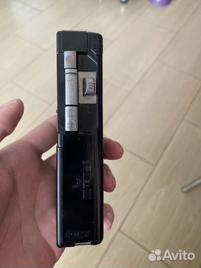 Кассетный диктофон sony