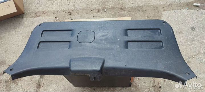 Tucson 1 Обшивка багажника