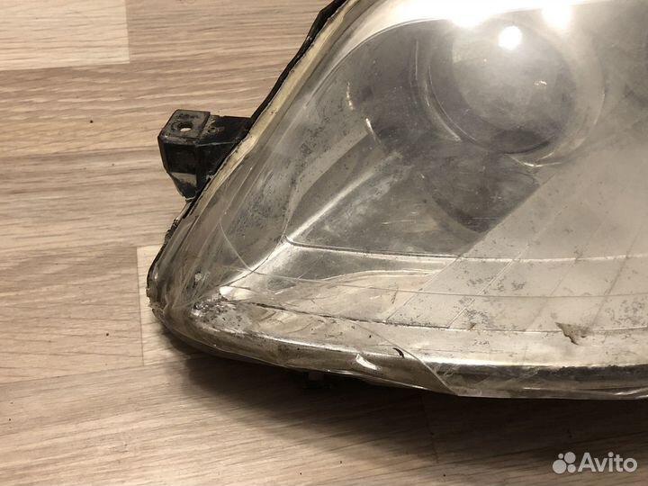 Фара левая ксенон Citroen C4 дорест