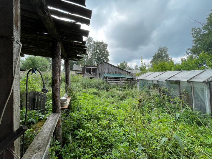 Дом 27,7 м² на участке 1,5 сот.