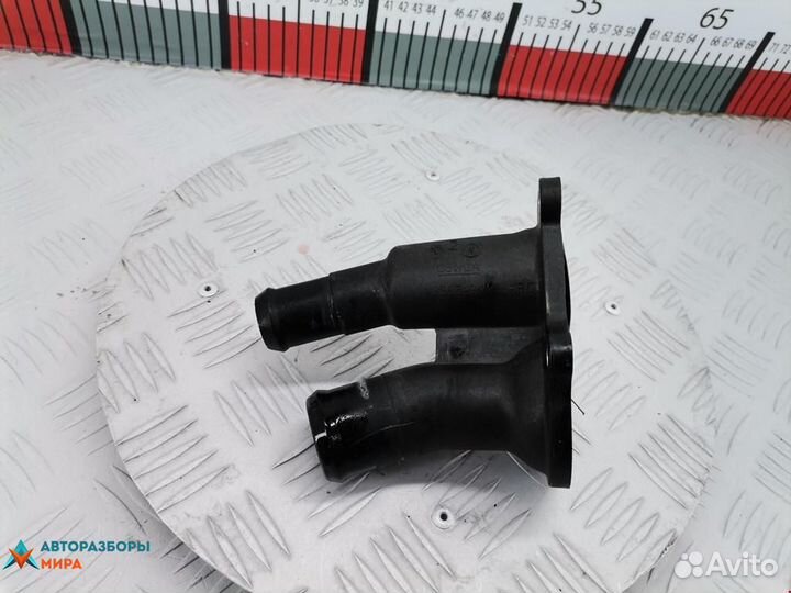 Корпус термостата Ford Fiesta 5 рест. 2010