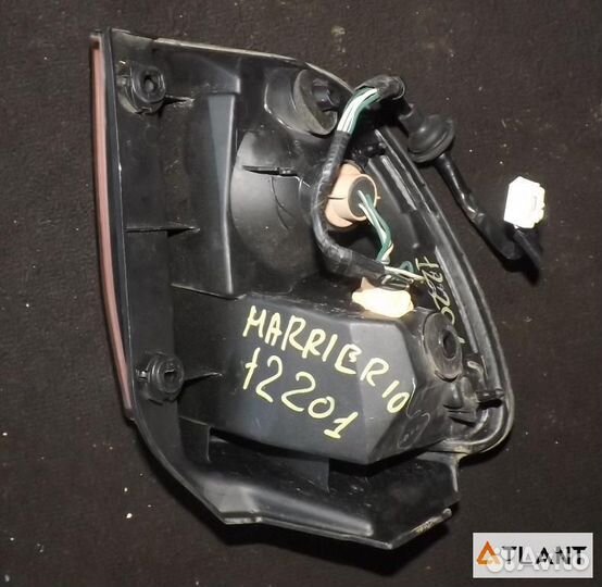 Стоп задний правый toyota harrier