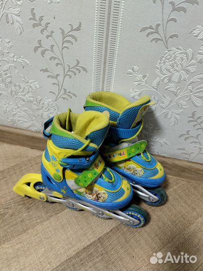 Продам ролики Барбоскины