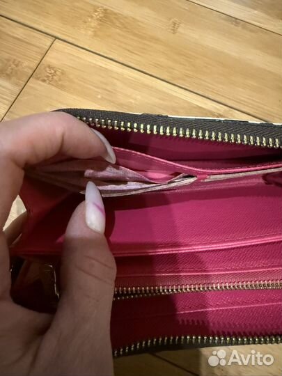 Luis vuitton кошелек