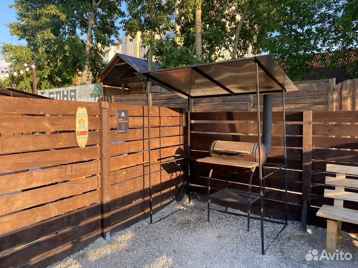 Аренда беседки у пруда с мангальной зоной